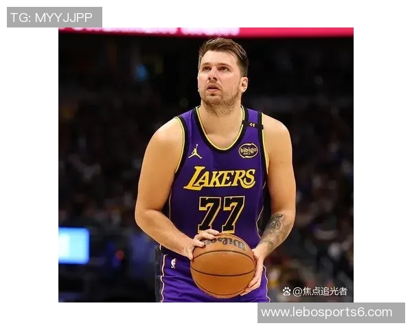 东契奇强势表现助独行侠击败湖人老詹状态低迷球队遭遇季后赛首战失利